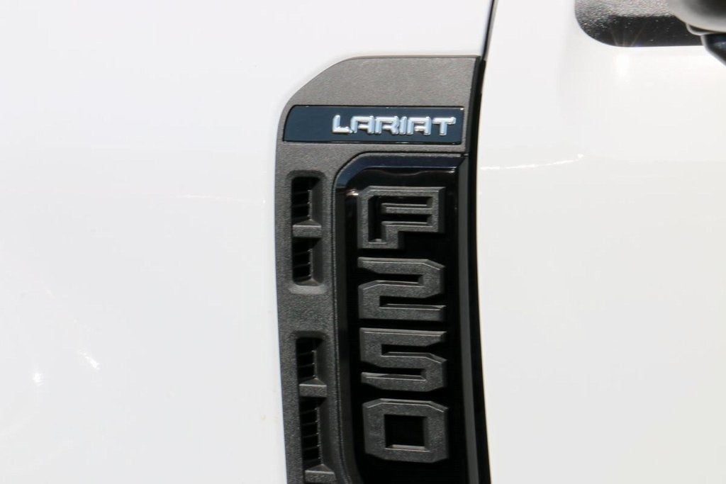 2024 Ford F-250SD Lariat Sport